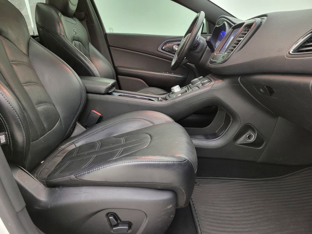 Used 2016 Chrysler 200 S w/ Navigation & Sound Group I image 16
