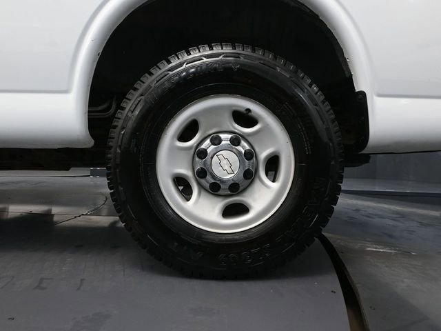 Used 2017 Chevrolet Express 3500 LT w/ LT Preferred Equipment Group image 12
