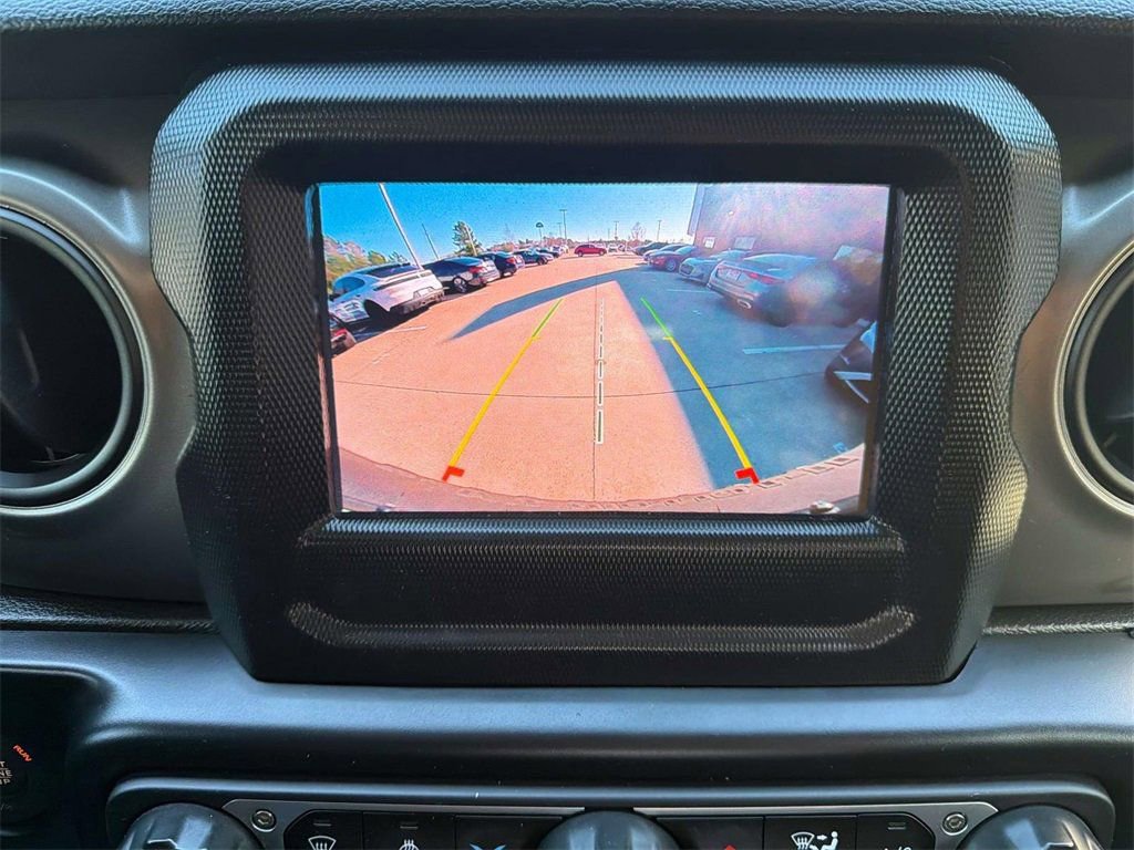 Used 2023 Jeep Wrangler Unlimited Sport image 15