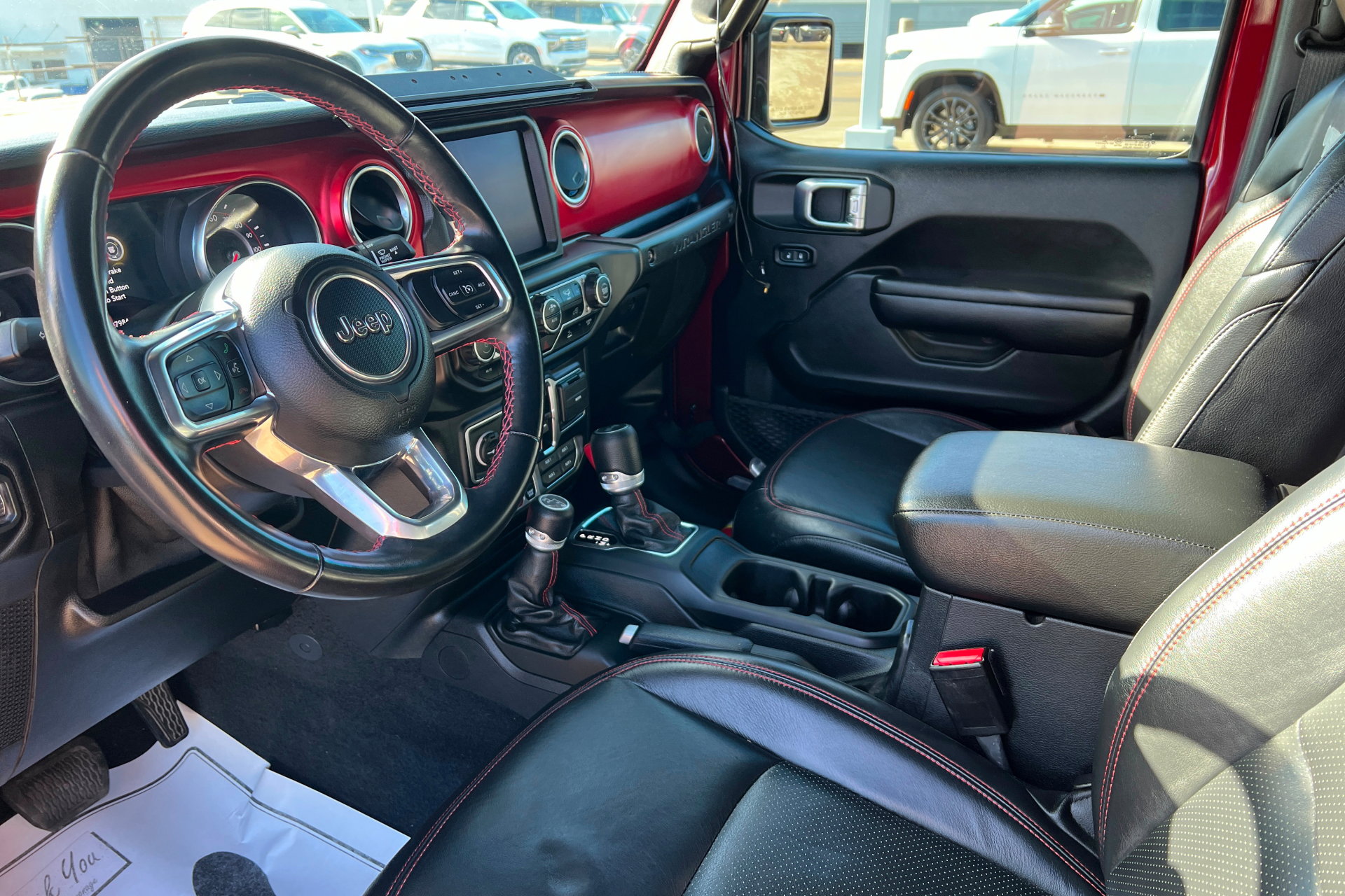 Used 2021 Jeep Wrangler Unlimited Rubicon AWD/4WD image 16