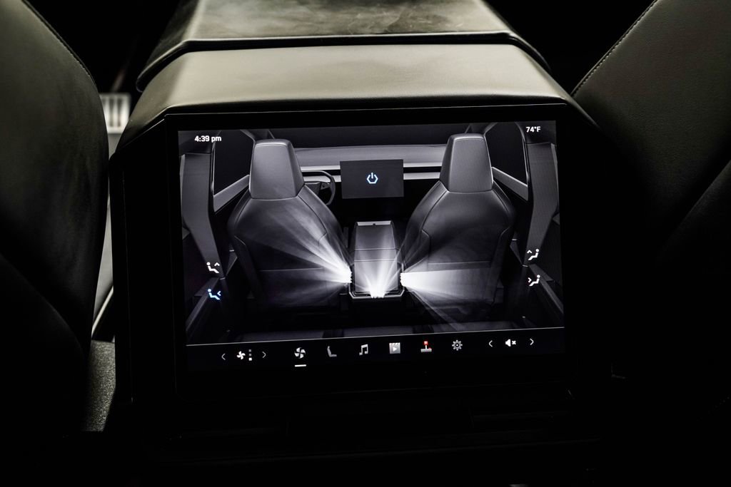 Used 2025 Tesla Cybertruck AWD Crew Cab image 24