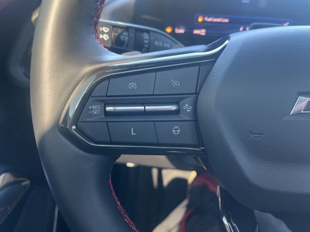 Used 2024 Chevrolet Traverse RS image 32