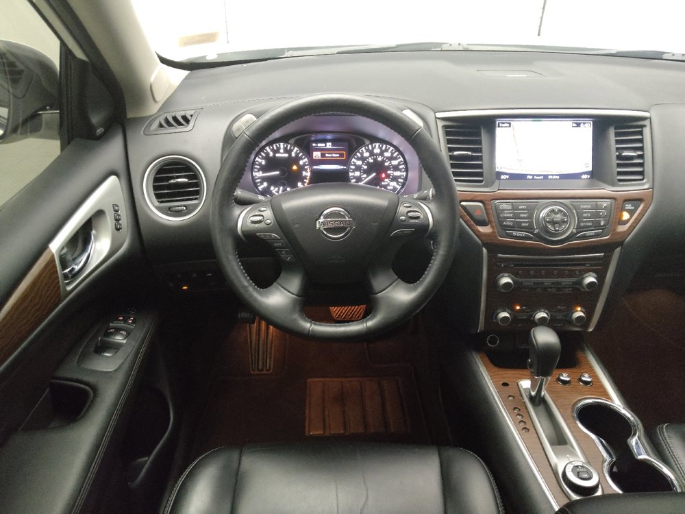 Used 2019 Nissan Pathfinder Platinum w/ Cargo Package AWD/4WD image 22