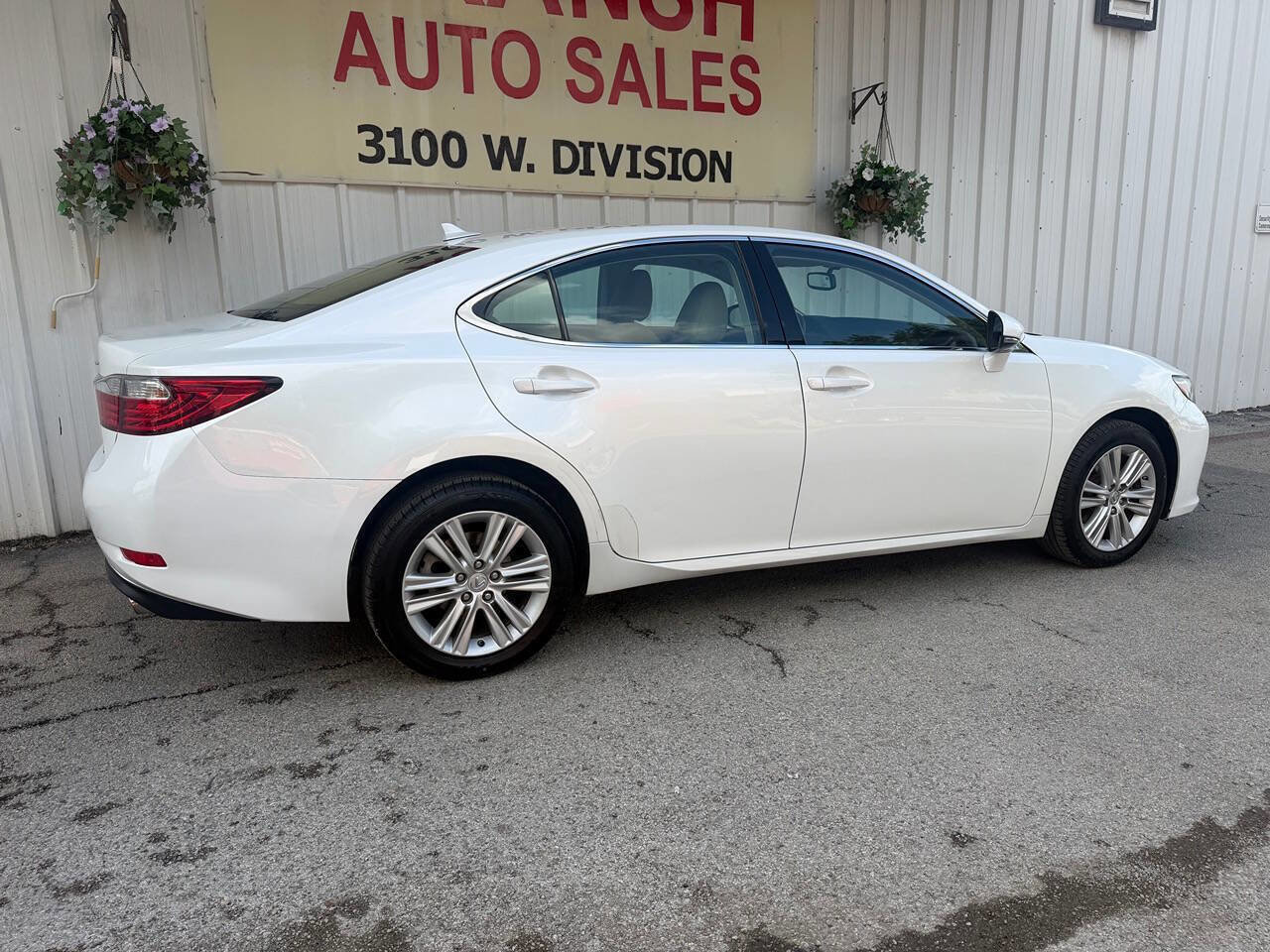Used 2013 Lexus ES 350 FWD image 3