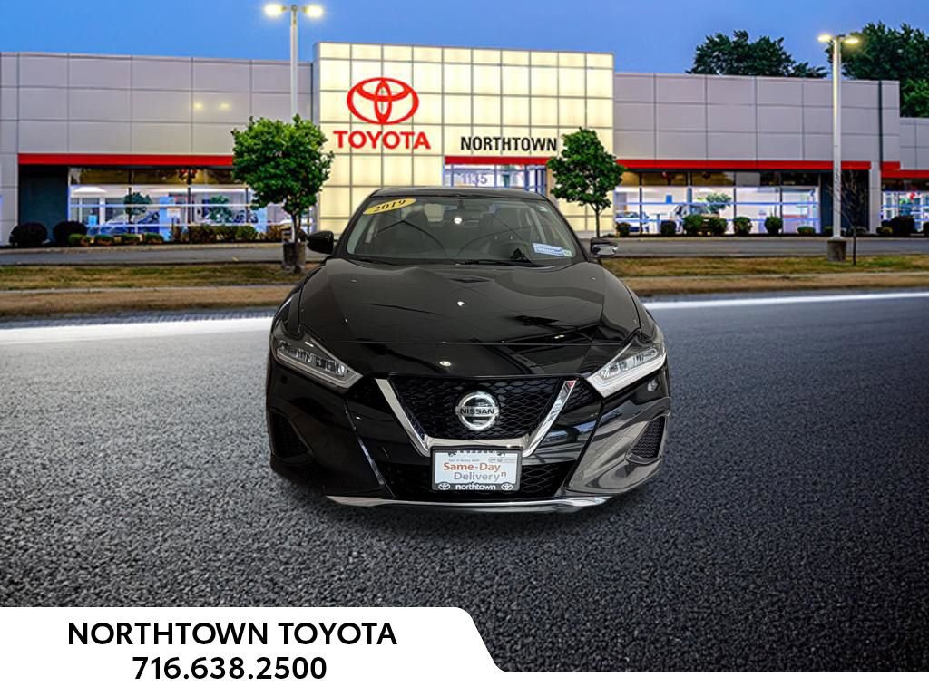 Used 2019 Nissan Maxima 3.5 SV w/ Floor Mat Group FWD image 5