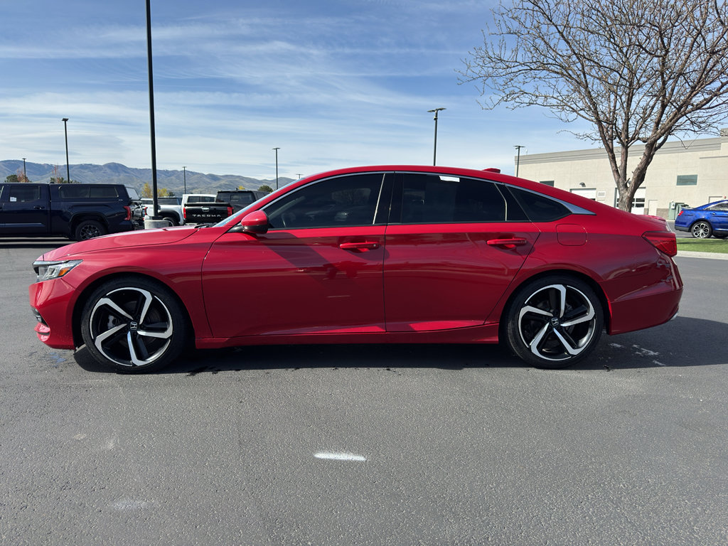 Used 2018 Honda Accord Sport image 3