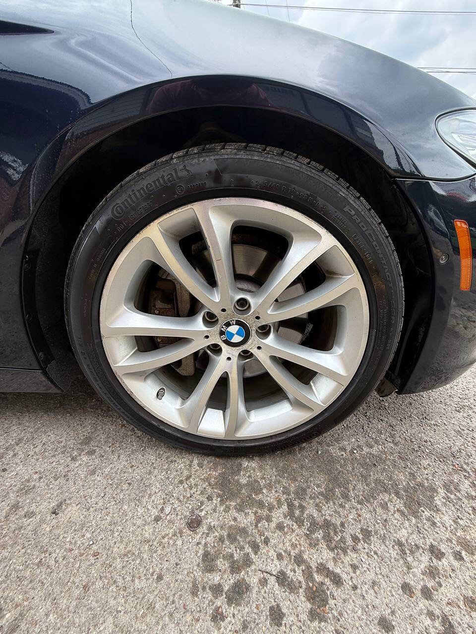 Used 2015 BMW 535i xDrive Sedan AWD/4WD image 30