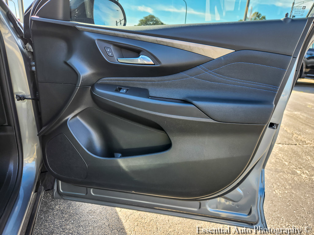 Used 2025 Buick Envista Sport Touring w/ Convenience I Package FWD image 21