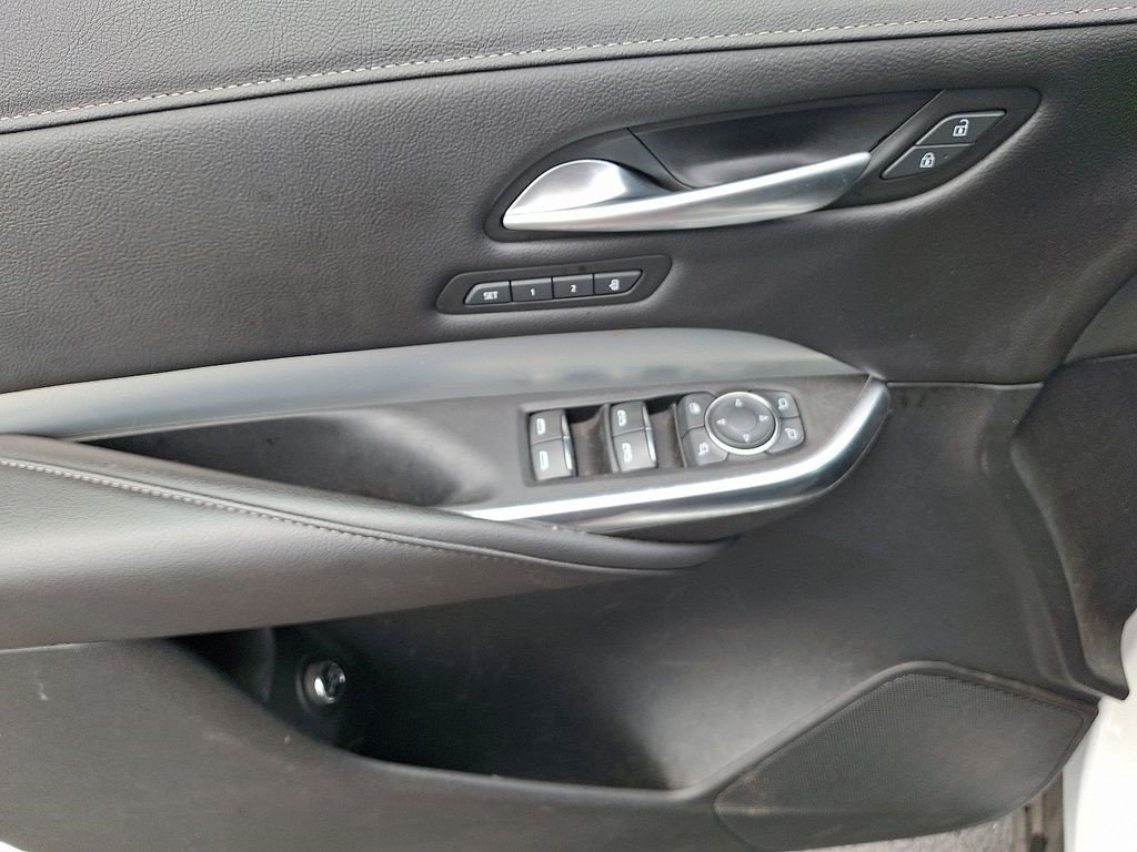 Certified 2023 Cadillac XT4 Premium Luxury w/ Cold Weather Package FWD image 15