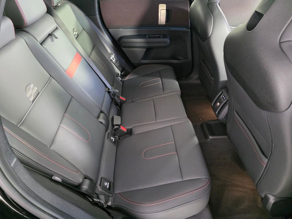 Used 2025 MINI Cooper Countryman John Cooper Works w/ Comfort Package Max image 27