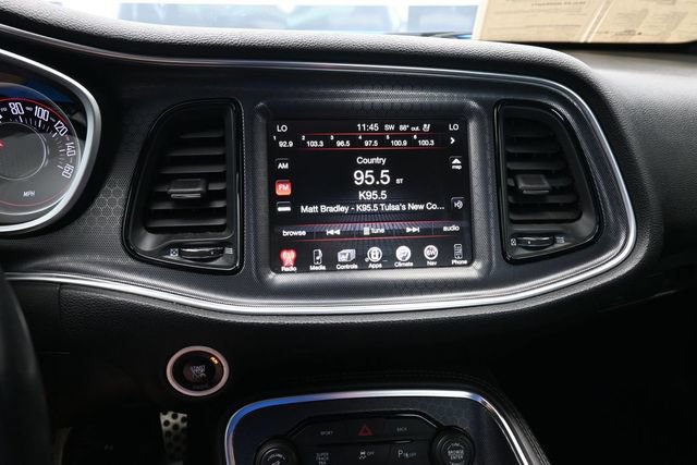 Used 2015 Dodge Challenger R/T Plus RWD image 38