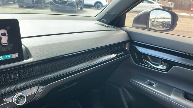 Used 2025 Honda CR-V Sport Touring image 21