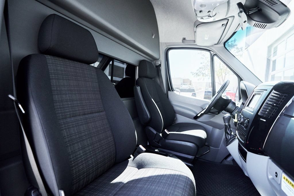 Used 2017 Mercedes-Benz Sprinter 3500 image 30