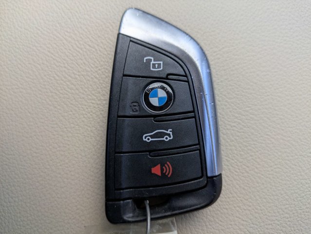 Used 2023 BMW X3 xDrive30i w/ Premium Package w/ZPA AWD/4WD image 32