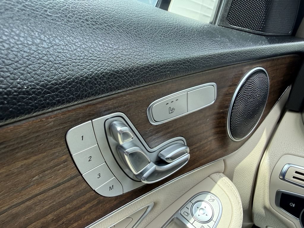 Used 2019 Mercedes-Benz C 300 Sedan w/ Premium Package image 34
