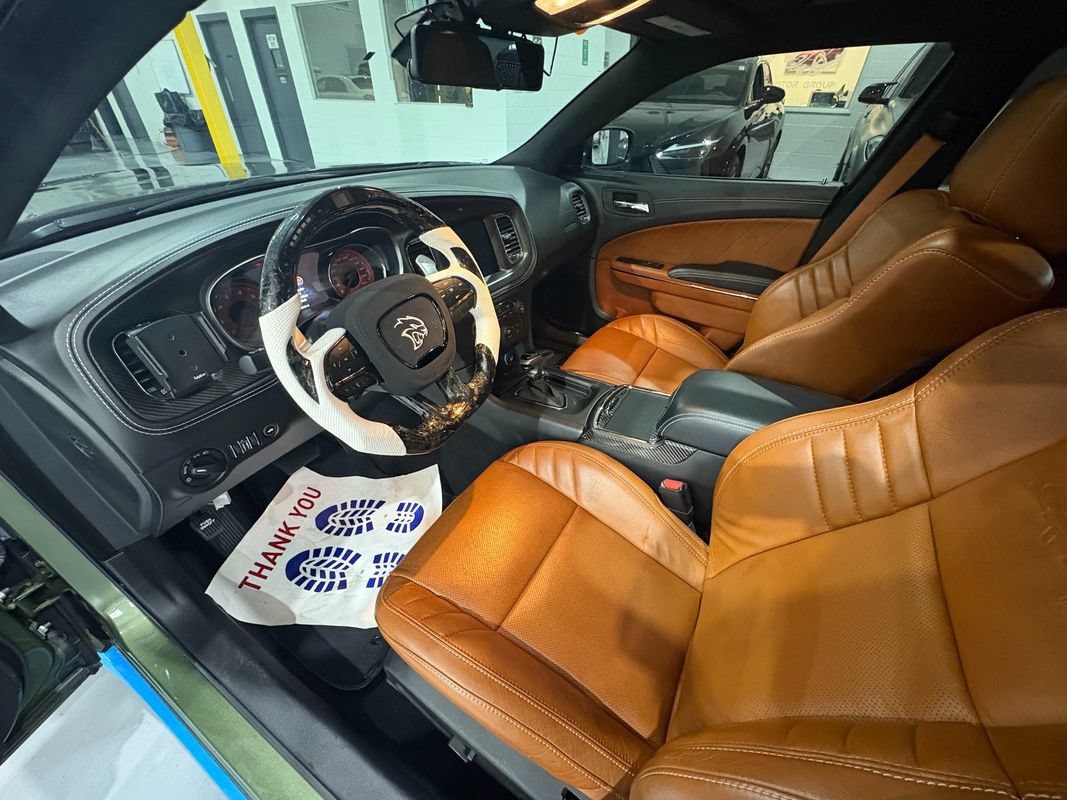 Used 2022 Dodge Charger SRT Hellcat RWD image 10