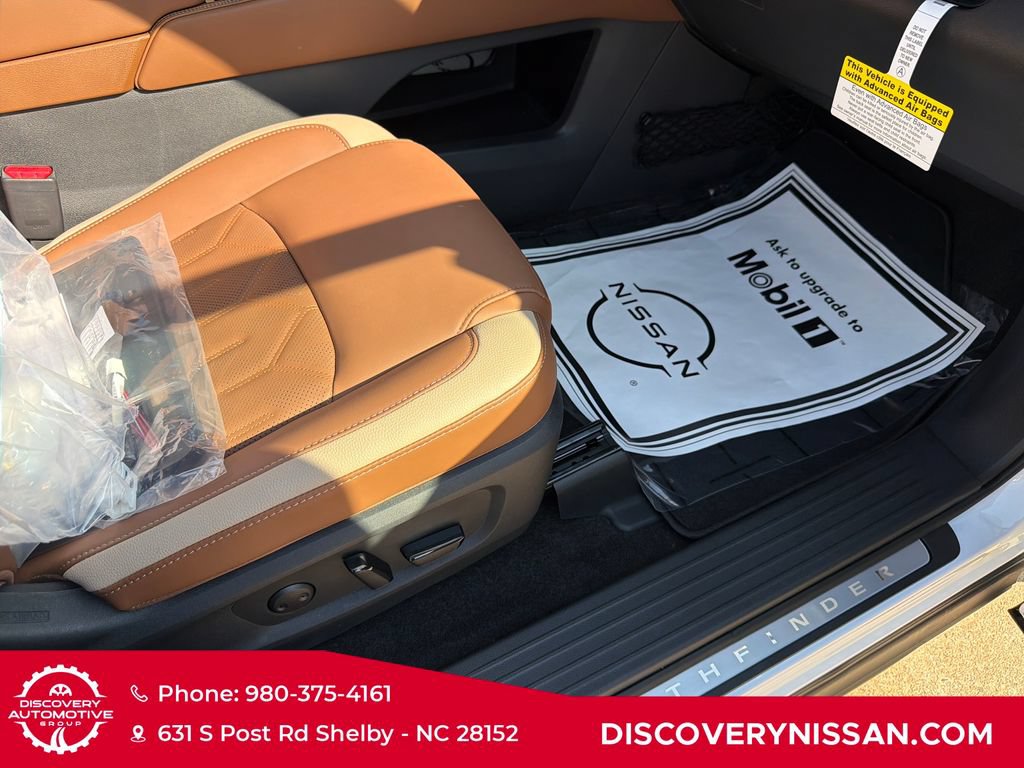 New 2026 Nissan Pathfinder Platinum w/ Cargo Package AWD/4WD image 36