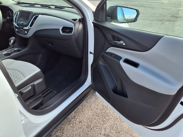 Used 2024 Chevrolet Equinox LS w/ LS Convenience Package FWD image 82