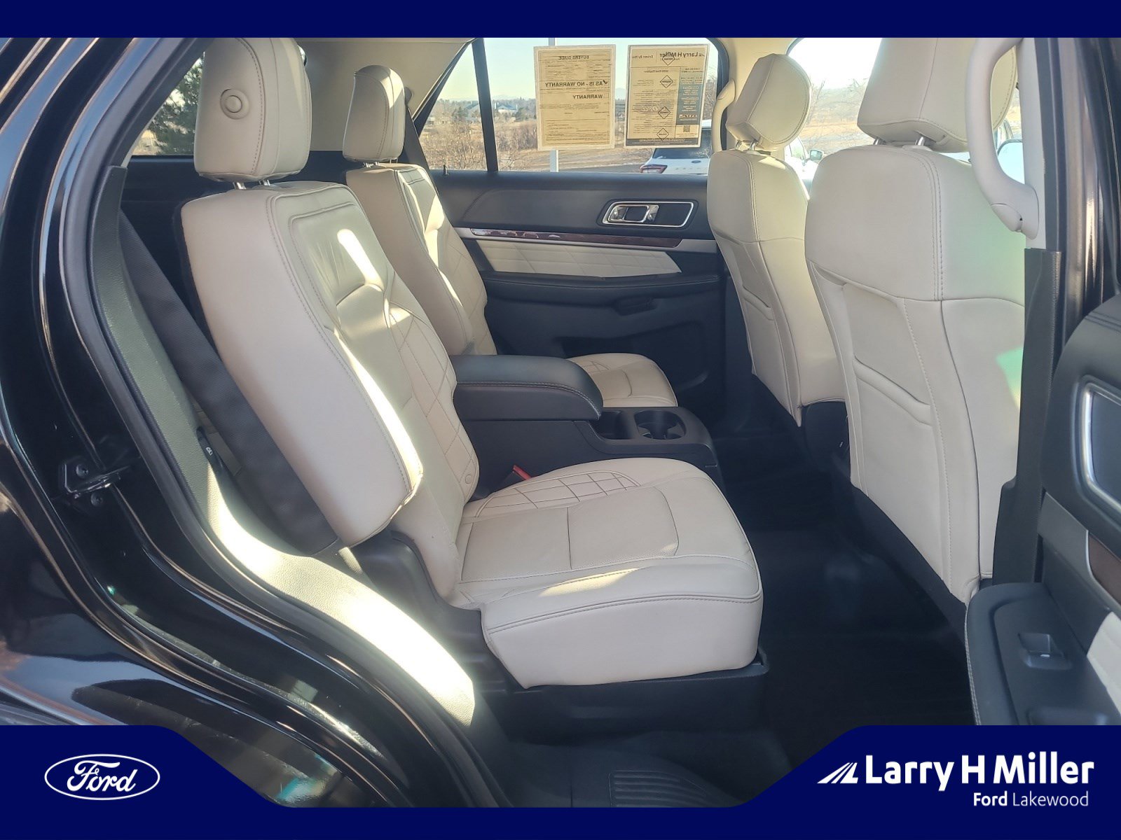 Used 2016 Ford Explorer Platinum image 18