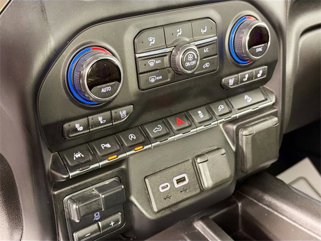 Used 2021 Chevrolet Silverado 1500 High Country w/ Technology Package image 15