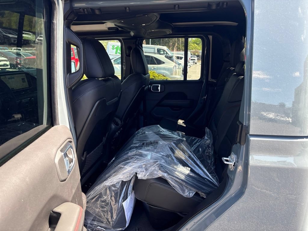 New 2026 Jeep Gladiator Rubicon AWD/4WD image 23