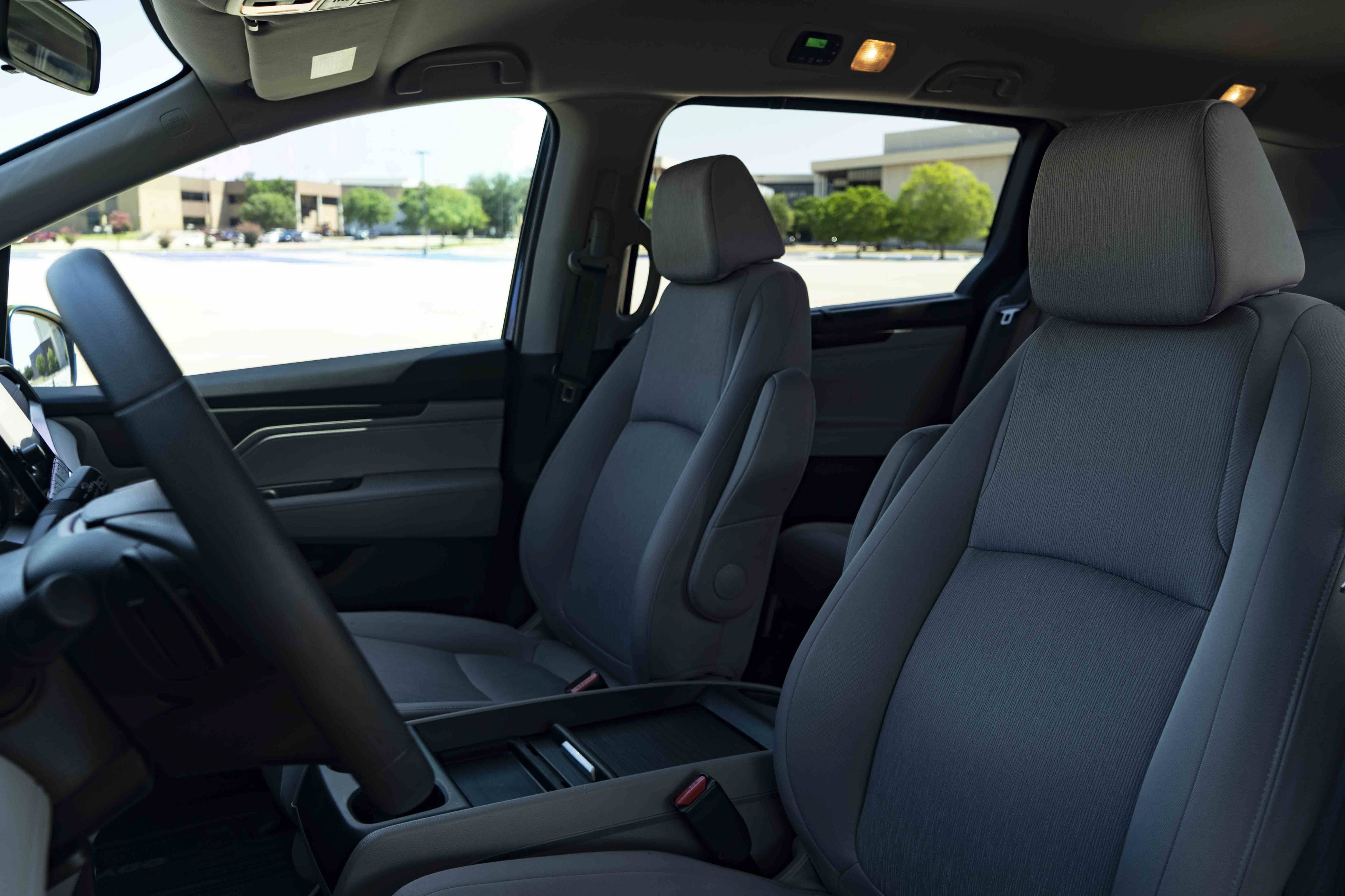 Used 2023 Honda Odyssey EX image 17