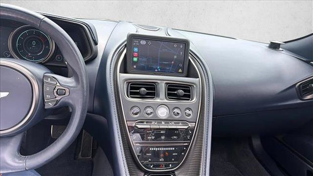 Used 2019 Aston Martin DB11 Volante RWD image 22