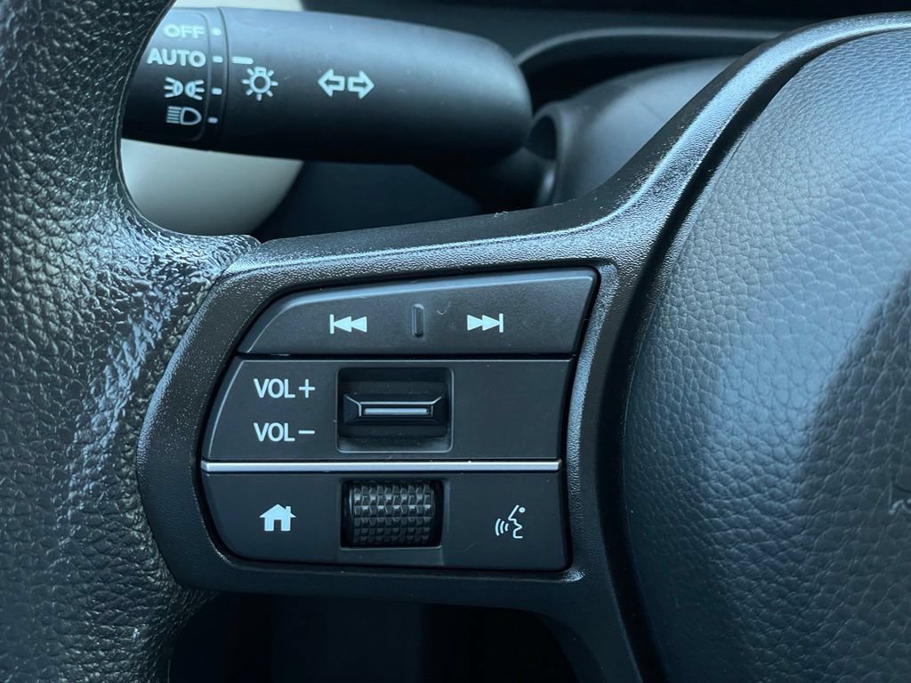 Certified 2026 Honda HR-V LX image 15