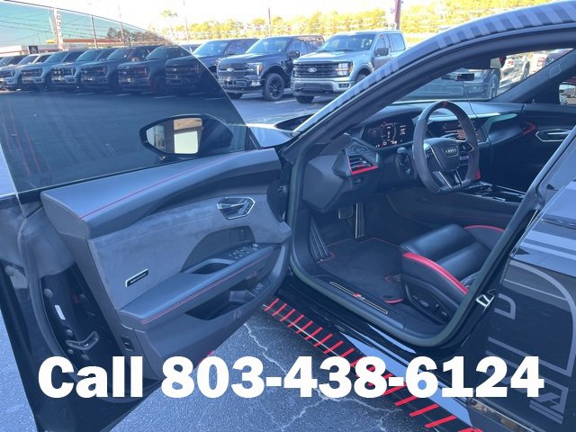 Used 2023 Audi RS e-tron GT image 5