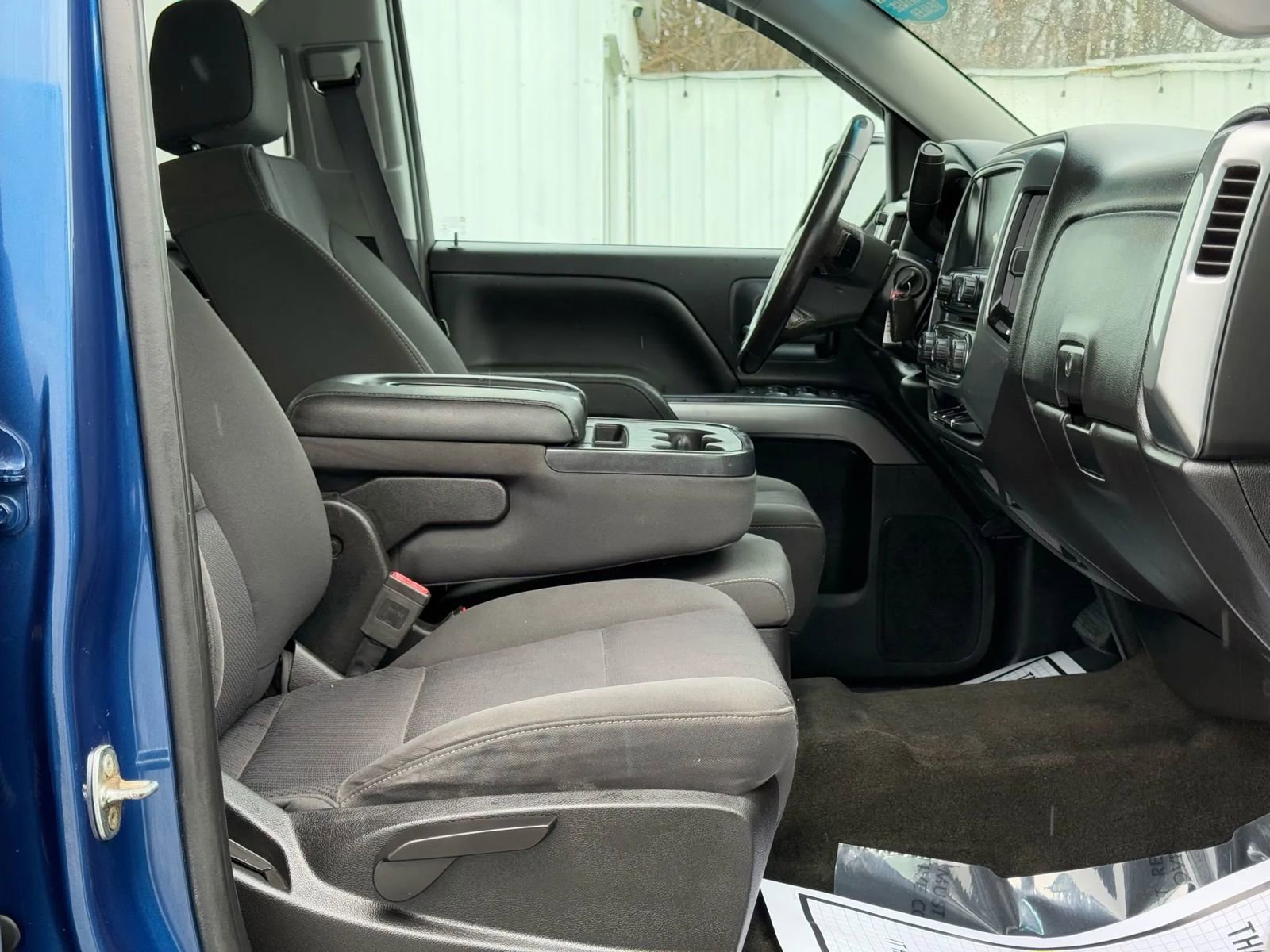 Used 2017 Chevrolet Silverado 1500 LT w/ All Star Edition AWD/4WD image 17