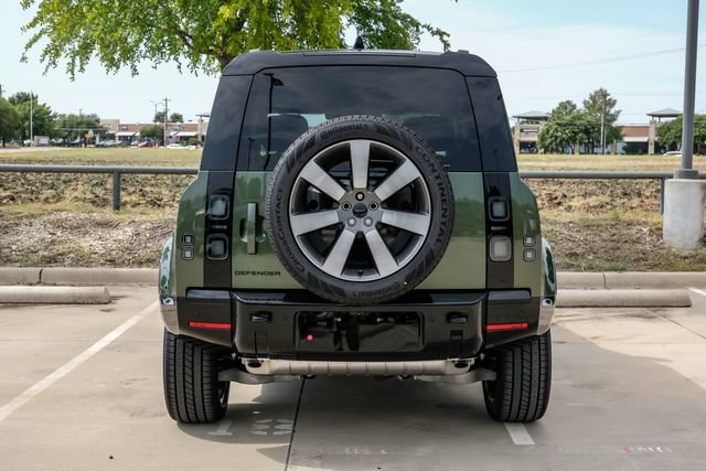 New 2026 Land Rover Defender 110 X AWD/4WD image 10