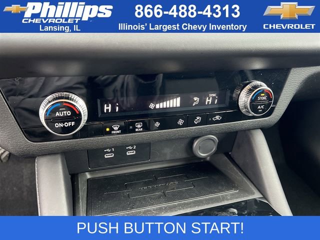 Used 2025 Mitsubishi Outlander ES image 18