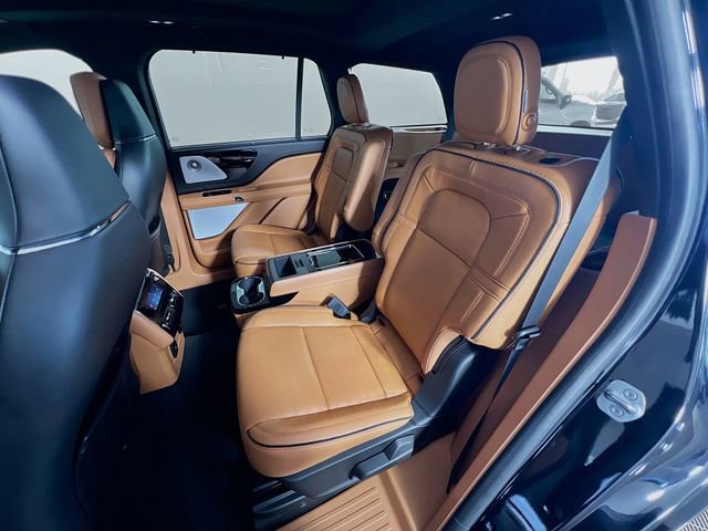 Used 2020 Lincoln Aviator Black Label w/ Dynamic Handling Package AWD/4WD image 27