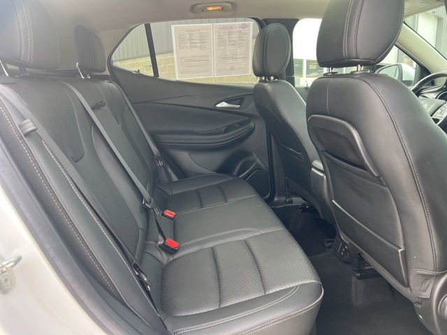Used 2021 Buick Encore GX Essence w/ Experience Buick Package AWD/4WD image 14