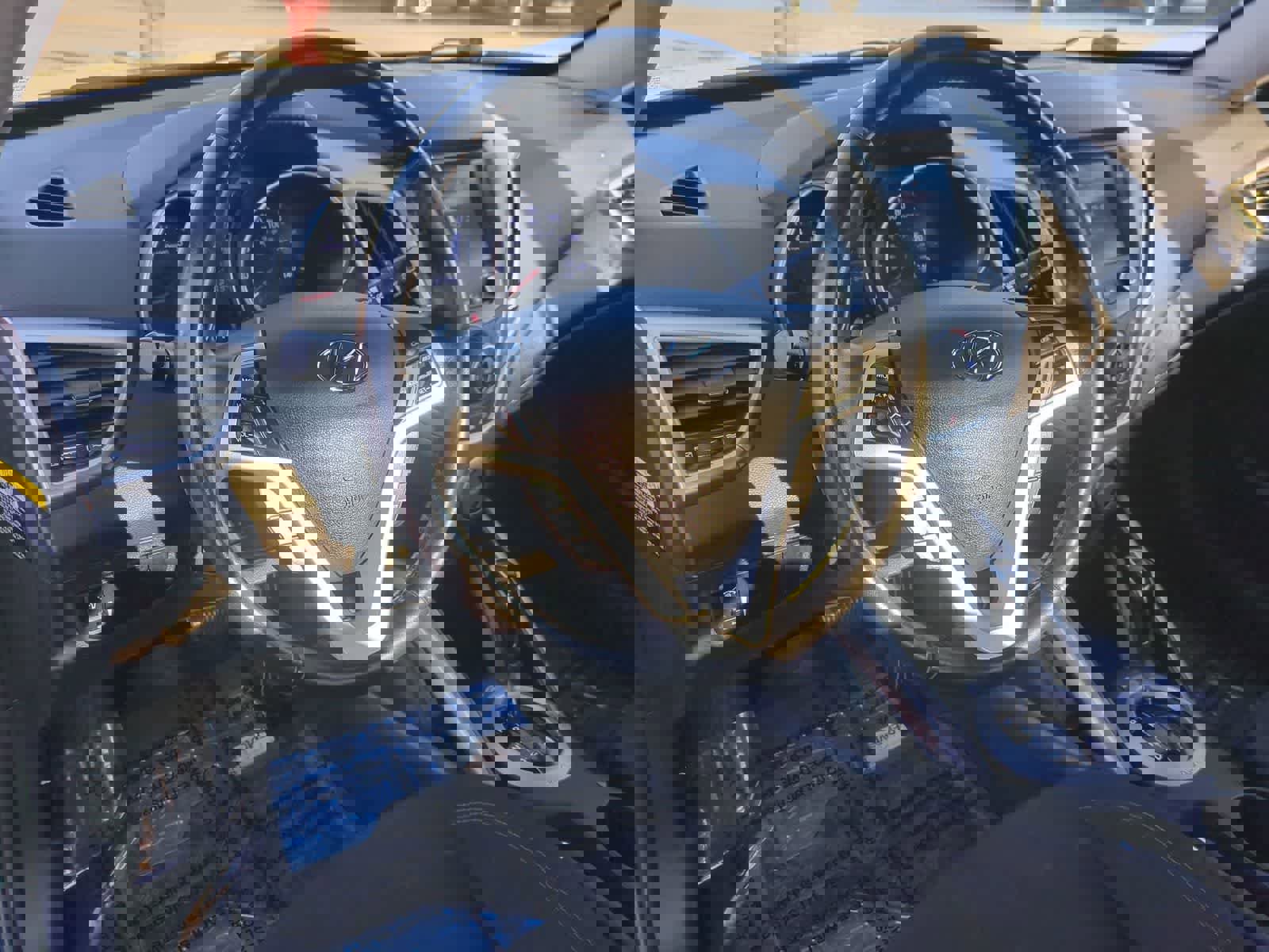 Used 2017 Hyundai Veloster image 10