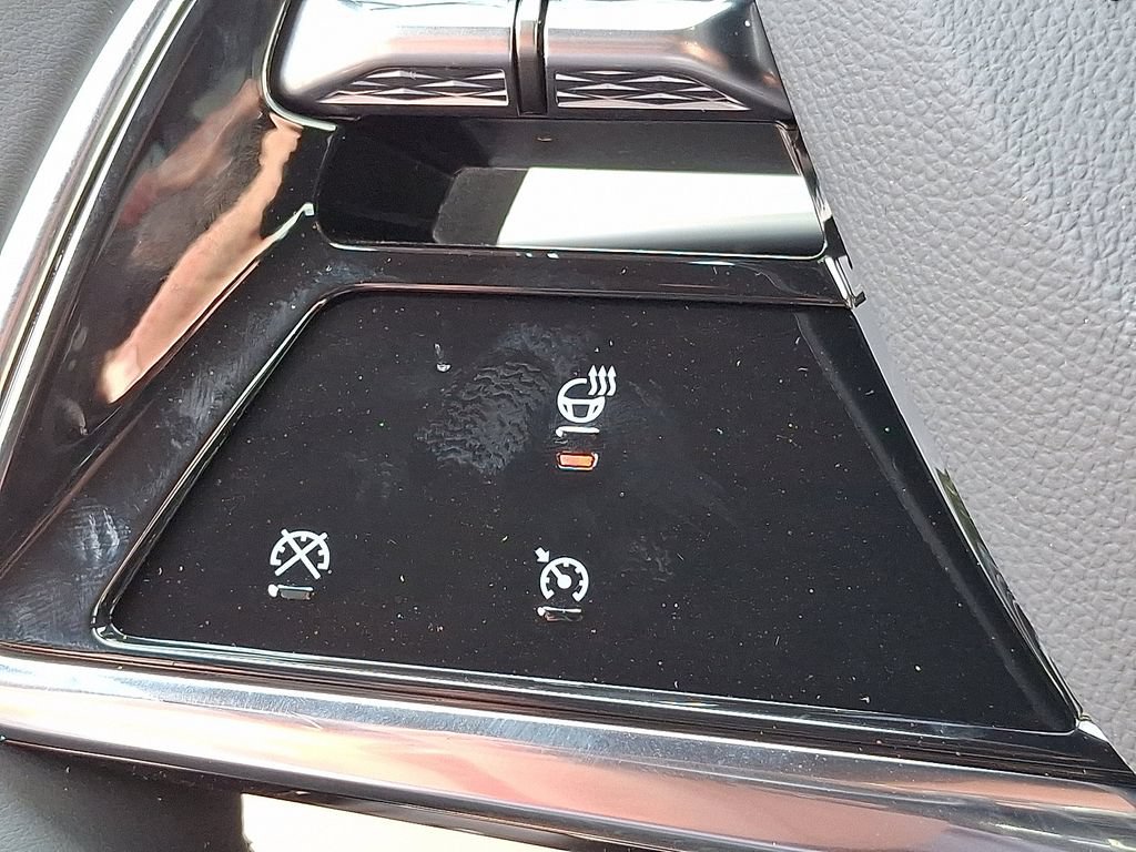 New 2025 Cadillac Lyriq Sport w/ LPO, Floor Liner Package AWD/4WD image 13