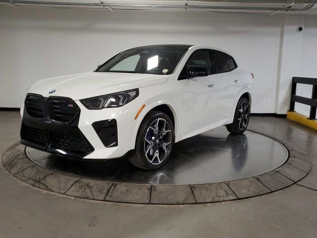 Used 2025 BMW X2 M35i w/ Premium Package image 4