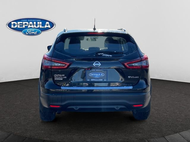 Used 2022 Nissan Rogue Sport SV w/ Technology Package image 5
