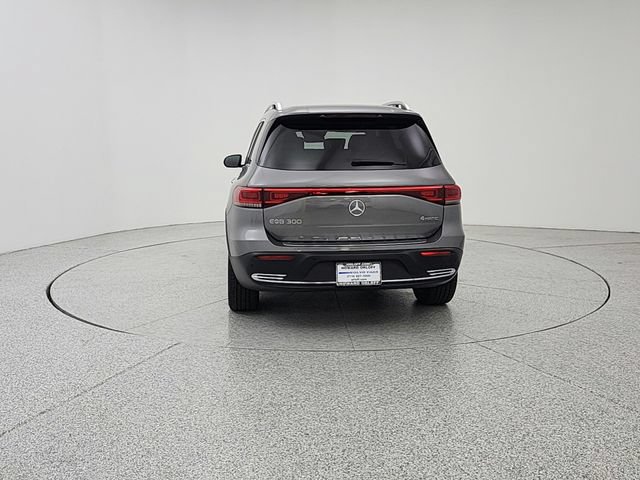 Used 2023 Mercedes-Benz EQB 300 4MATIC image 6