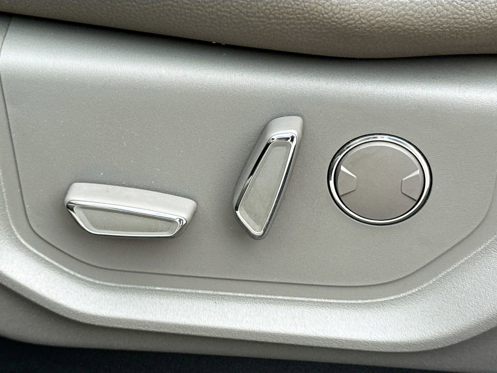 Used 2018 Ford F150 Lariat image 20