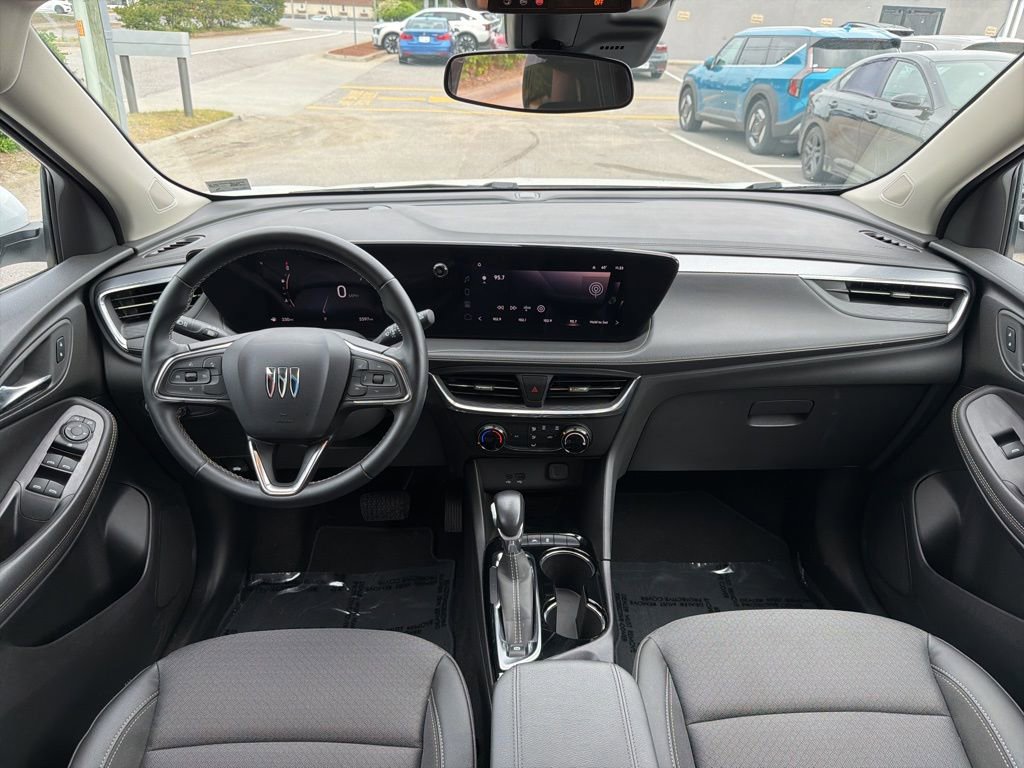 Used 2024 Buick Encore GX Preferred FWD image 20