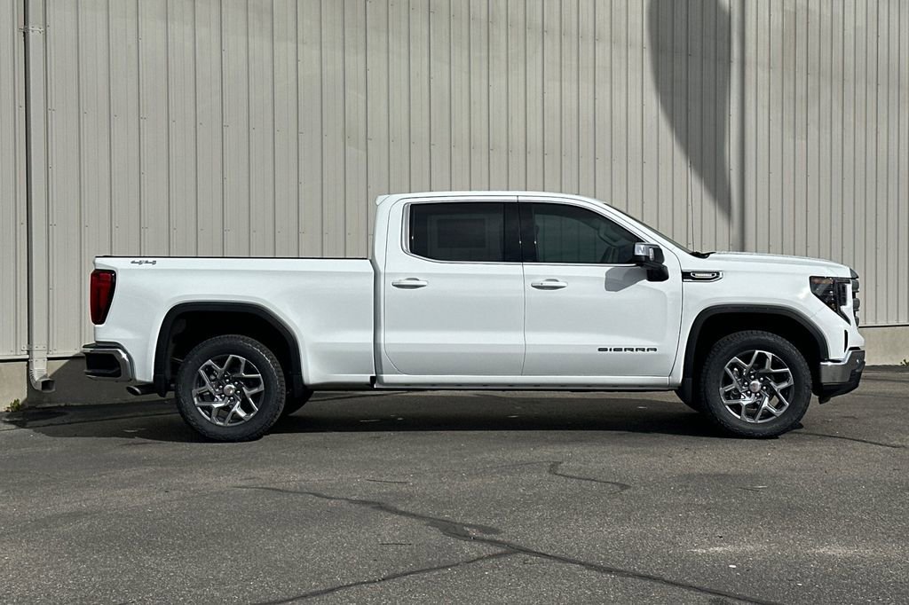 New 2026 GMC Sierra 1500 SLE w/ Preferred Package AWD/4WD image 4