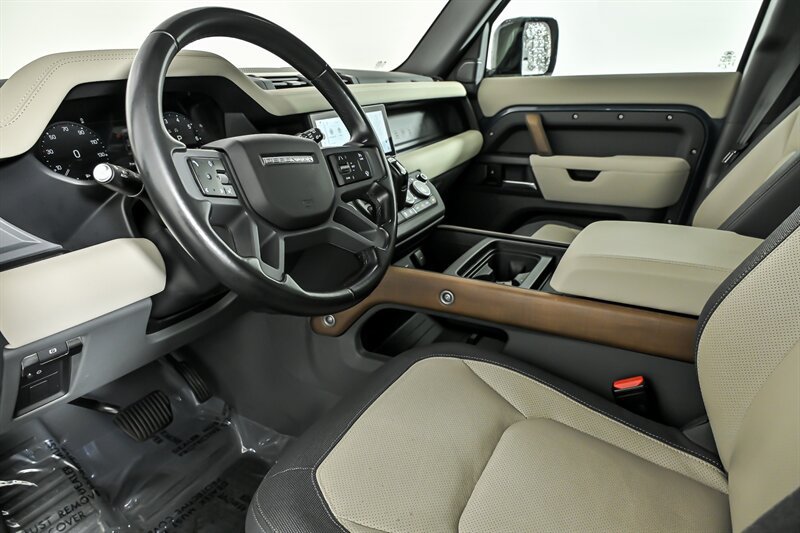 Used 2023 Land Rover Defender 110 X-Dynamic SE AWD/4WD image 13