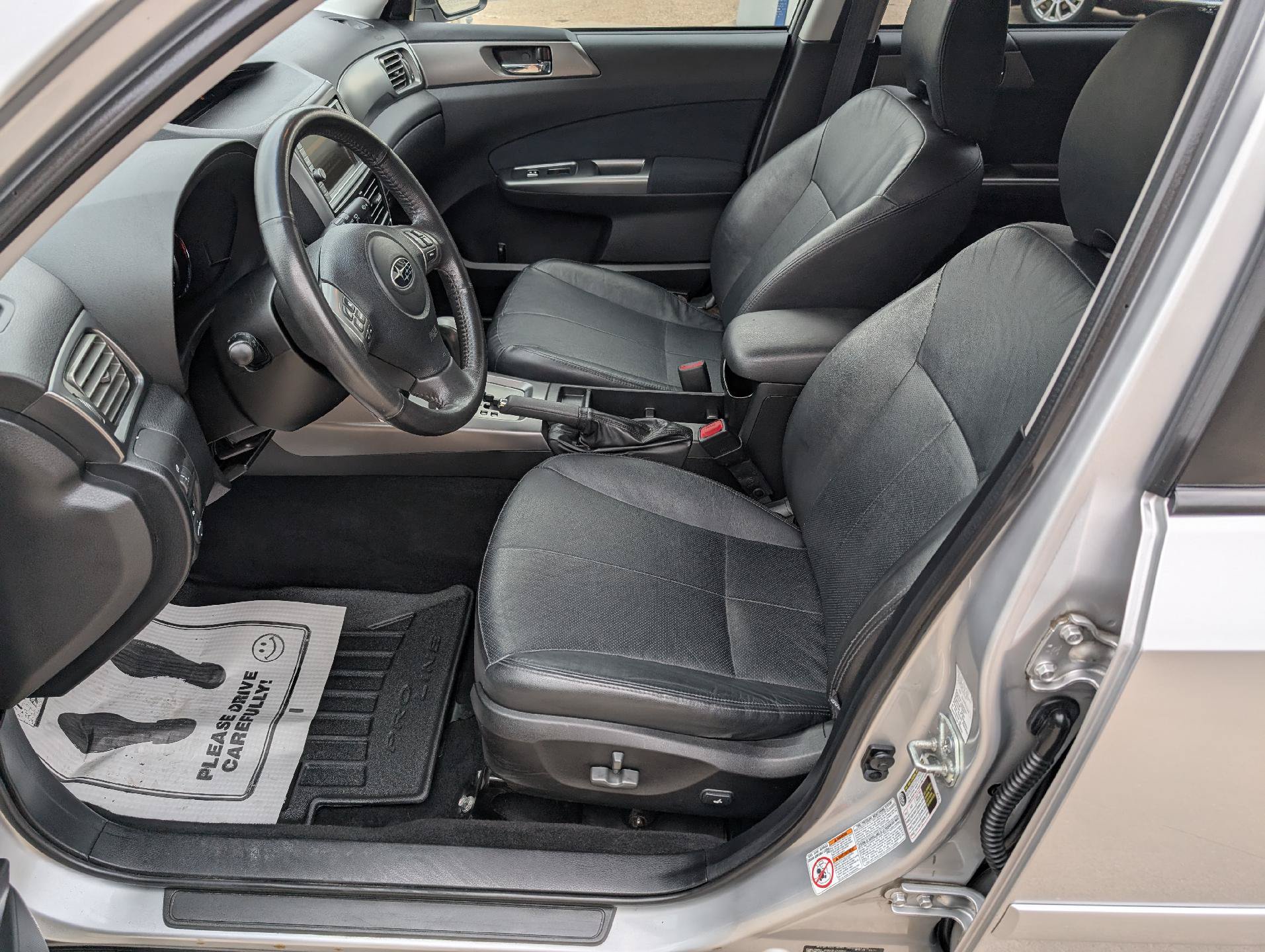 Used 2011 Subaru Forester 2.5X Touring w/ Rugged Pkg 1F AWD/4WD image 9