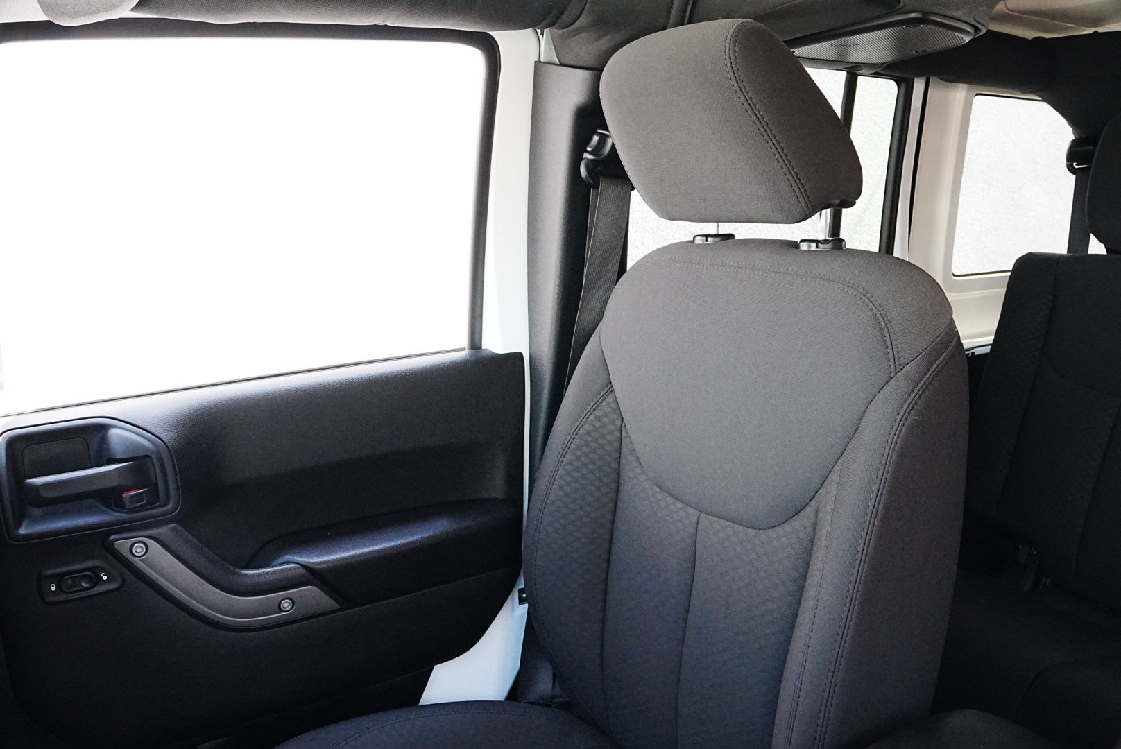 Used 2017 Jeep Wrangler Unlimited Sport w/ Quick Order Package 24S image 10