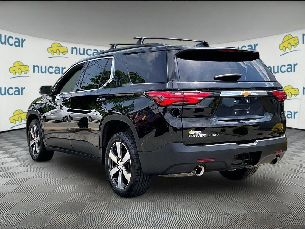 Used 2023 Chevrolet Traverse LT w/ LT Premium Package AWD/4WD image 4