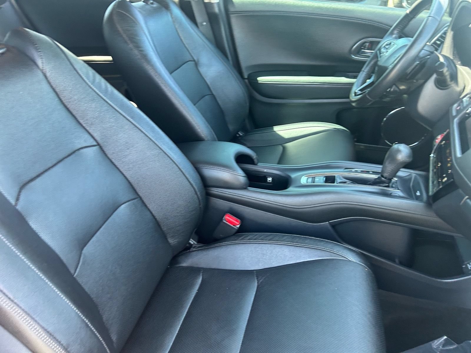 Used 2022 Honda HR-V EX-L image 13