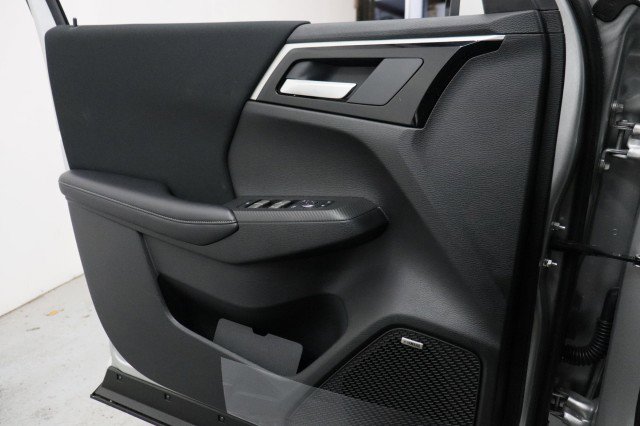 New 2026 Mitsubishi Outlander ES AWD/4WD image 15