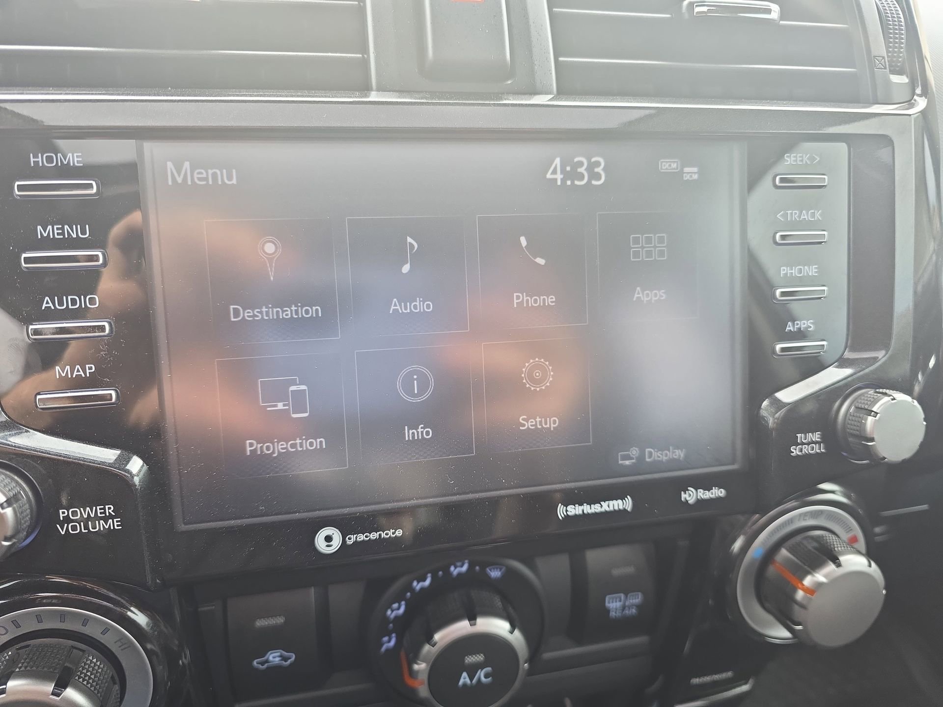 Used 2021 Toyota 4Runner Venture w/ Moonroof Package AWD/4WD image 20