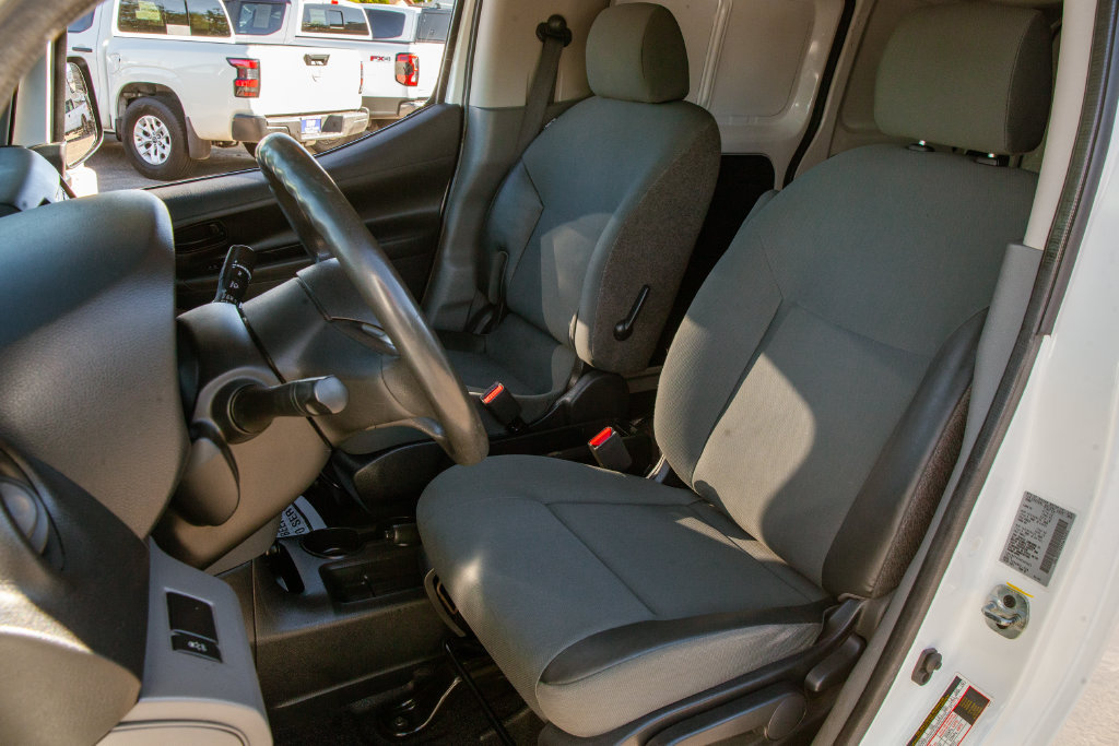 Used 2017 Chevrolet City Express LS FWD image 14